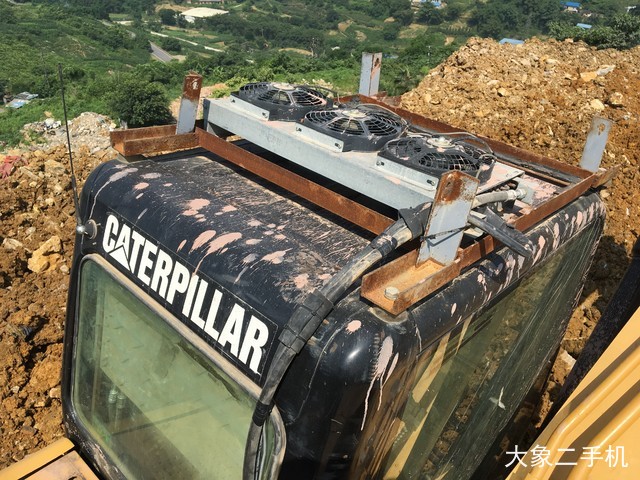 卡特彼勒 329DL 挖掘机
