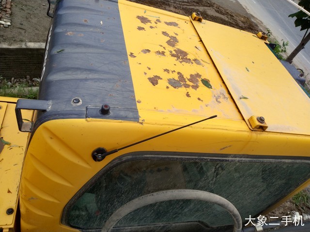 沃尔沃 EC210BLC 挖掘机