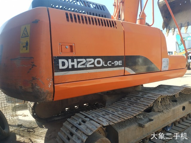 斗山 DH220LC-9E 挖掘机