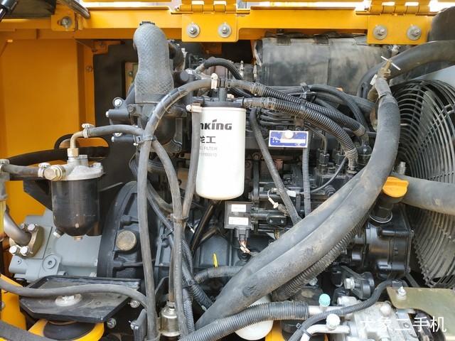 龙工 LG6090 挖掘机