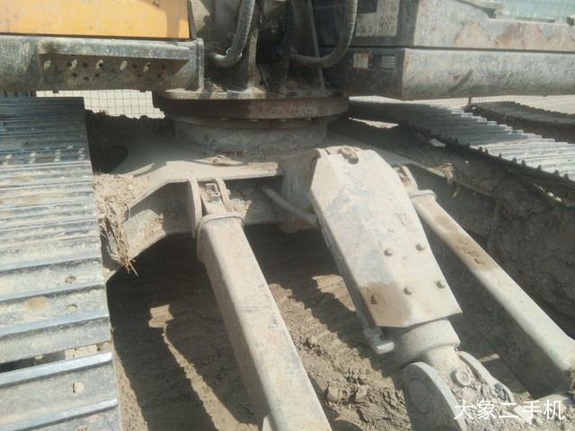 三一重工 SY75C 挖掘机