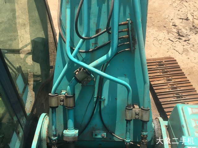 神钢 SK260LC-8 挖掘机