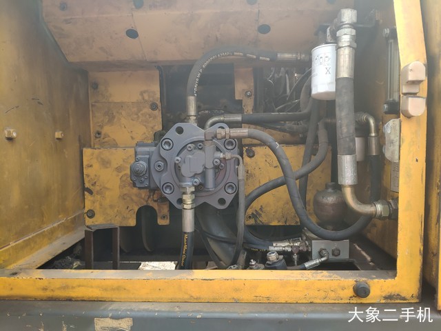 沃尔沃 EC210BLC 挖掘机