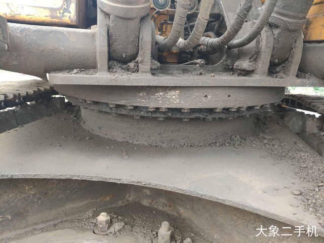 三一重工 SY235C 挖掘机