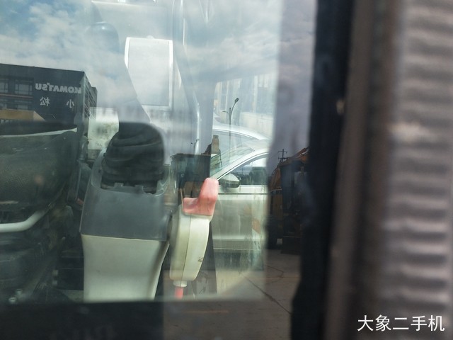 龙工 LG6225 挖掘机