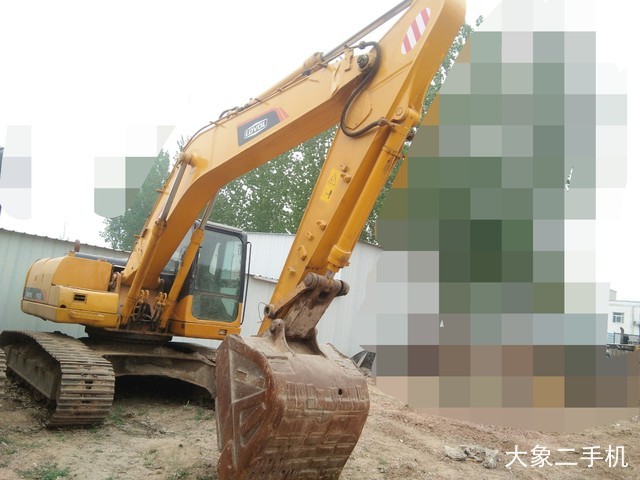 雷沃重工 FR220-7 挖掘机
