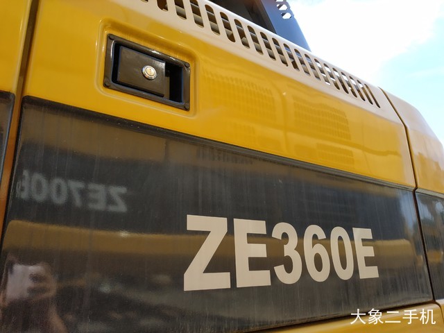 中联重科 ZE360E 挖掘机