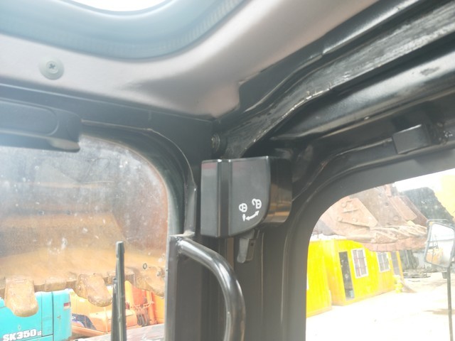 三一重工 SY215C-9 挖掘机