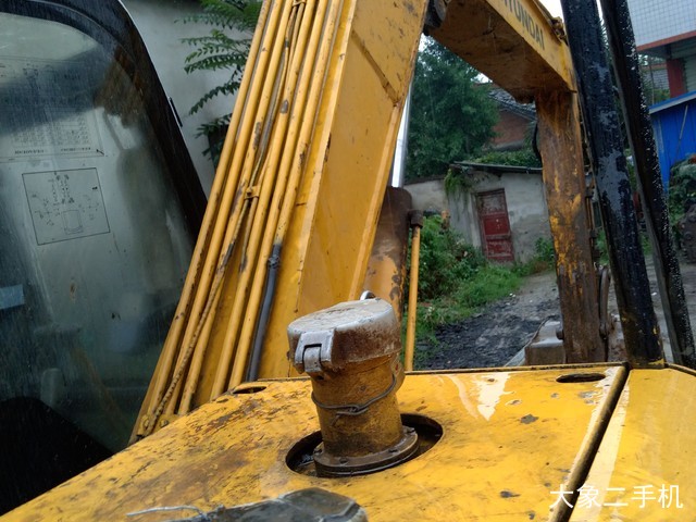 现代 R80-7 挖掘机