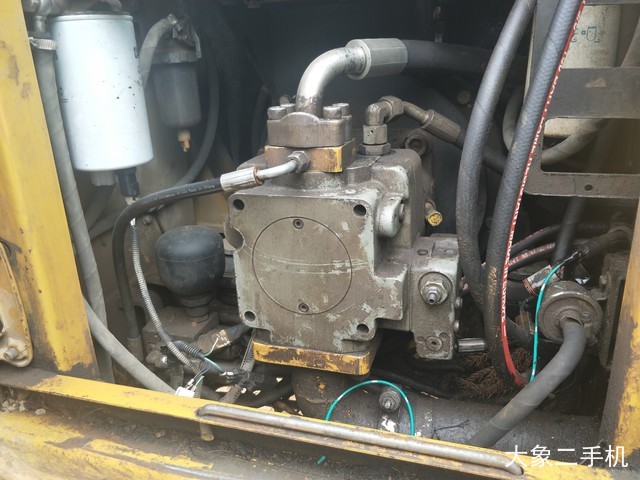 奇瑞迪凯重科 DE85 挖掘机