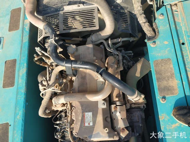 神钢 SK260LC-8 挖掘机