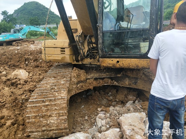 卡特彼勒 320DL液压 挖掘机