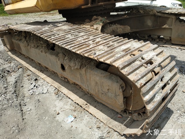 小松 PC240LC-8 挖掘机