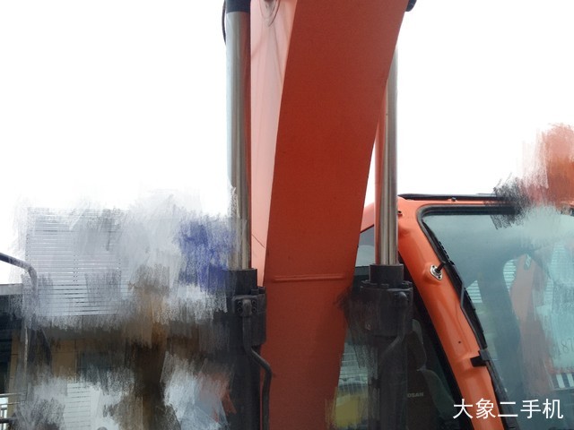 斗山 DX150LC-9C 挖掘机