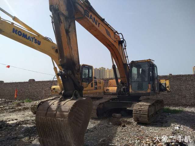 三一重工 SY215C-8S 挖掘机