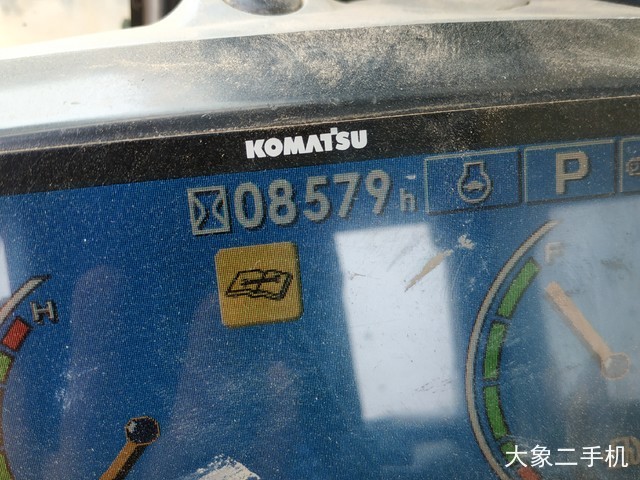 小松 PC210LC-8 挖掘机