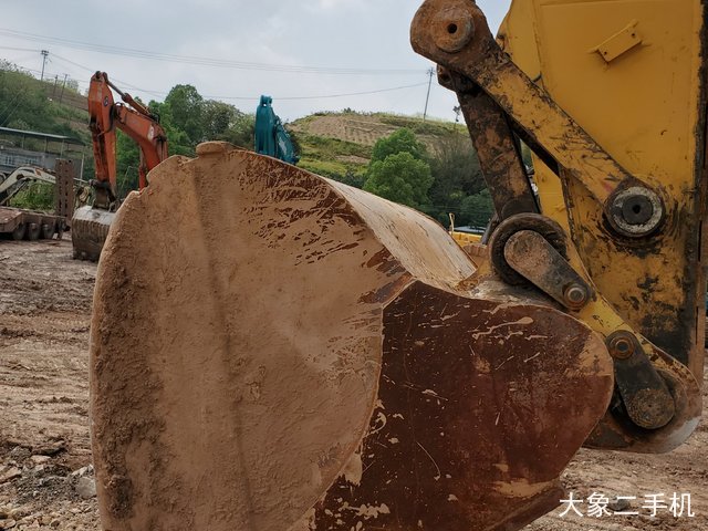 卡特彼勒 329D 挖掘机