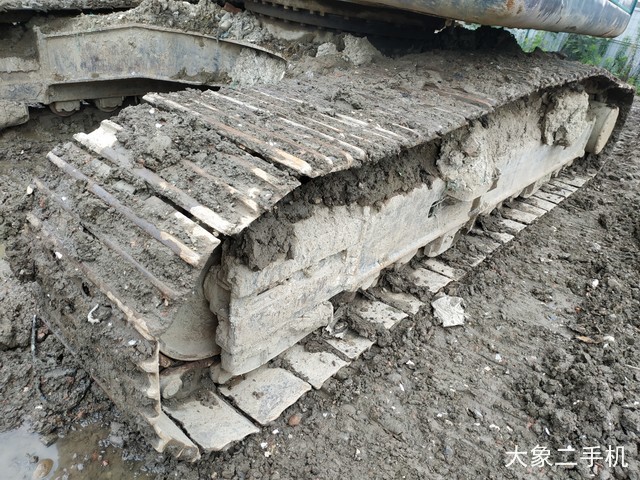 神钢 SK210LC-8 挖掘机