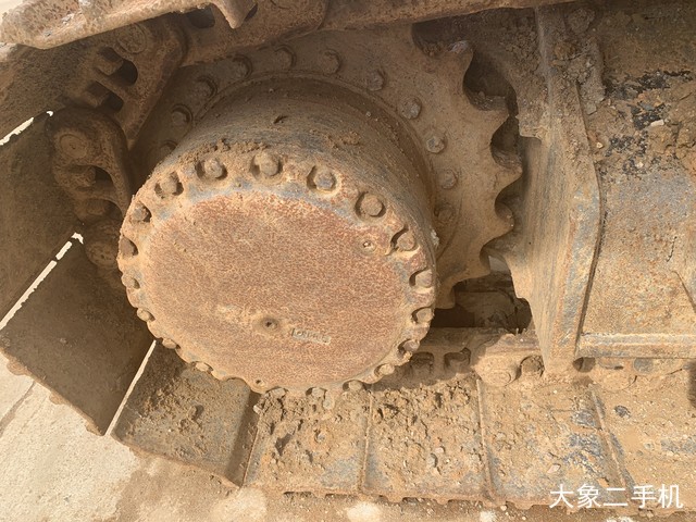 龙工 LG6225 挖掘机