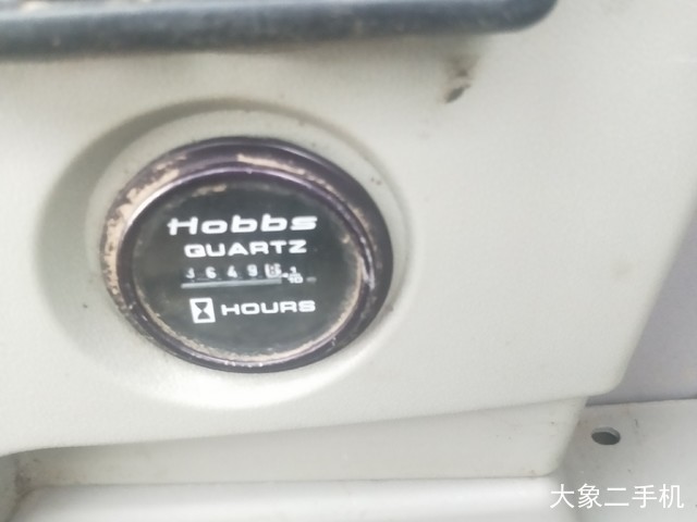 现代 R335LC-7 挖掘机