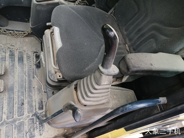 现代 R60-9 挖掘机