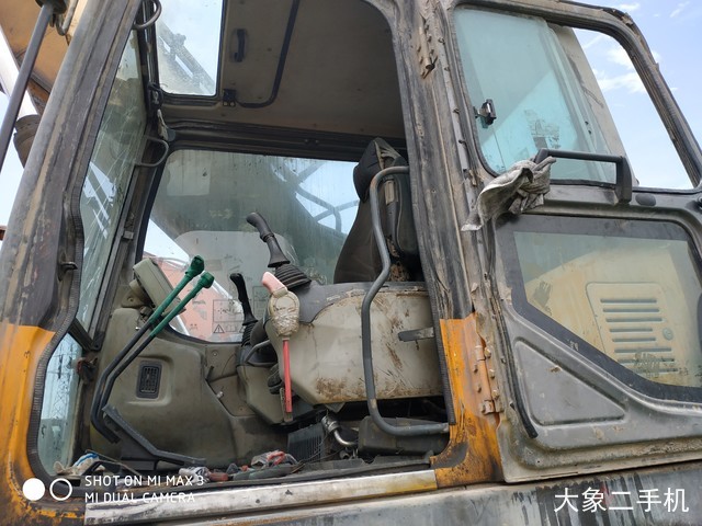 三一重工 SY335C-8 挖掘机