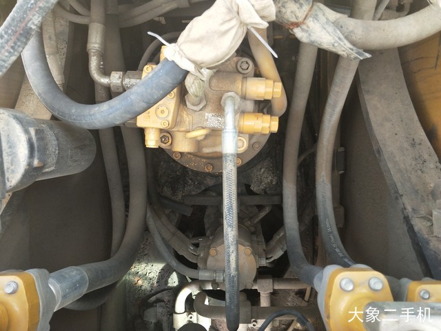 三一重工 SY215C-9 挖掘机