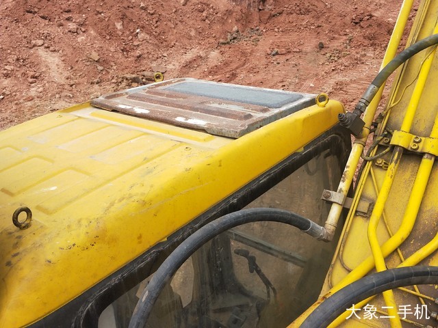 三一重工 SY215C-8 挖掘机