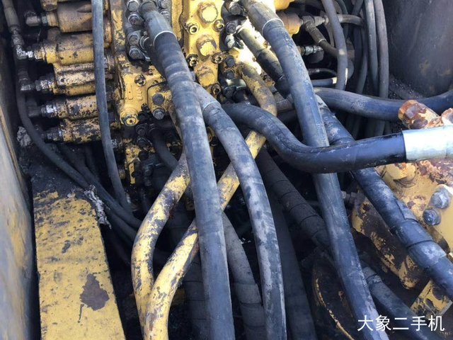 小松 PC270-7 挖掘机