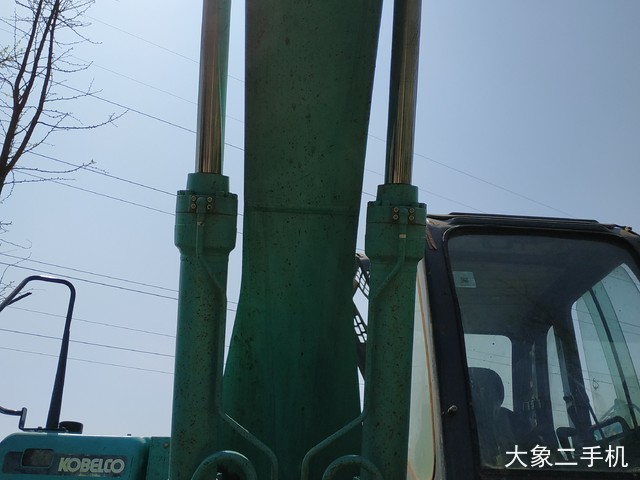 神钢 SK250-8 挖掘机
