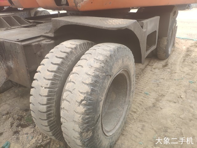 斗山 DH150W-7 挖掘机