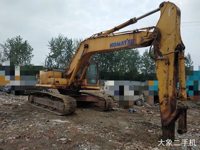 小松 PC240LC-8 挖掘机