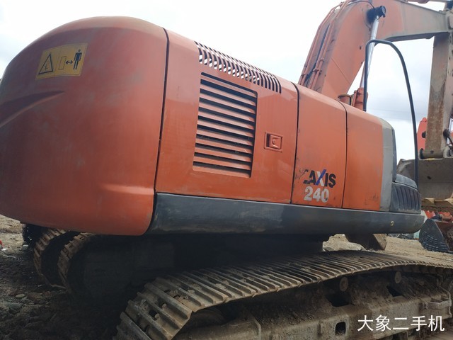 日立 ZX240LC-3 挖掘机