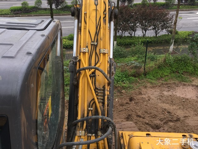 雷沃重工 FR170E 挖掘机