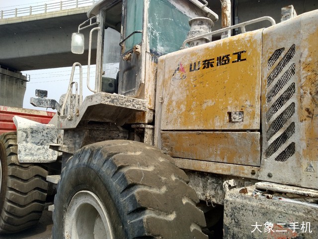 山东临工 LG953 装载机