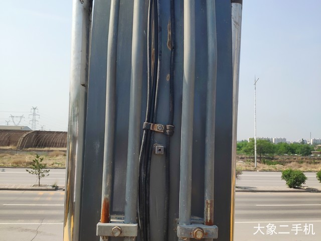 沃尔沃 EC240BLC 挖掘机