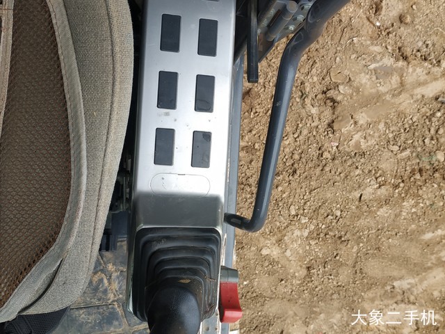 斗山 DX215-9C 挖掘机