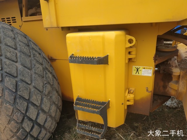 龙工 LG520B机械驱动 压路机