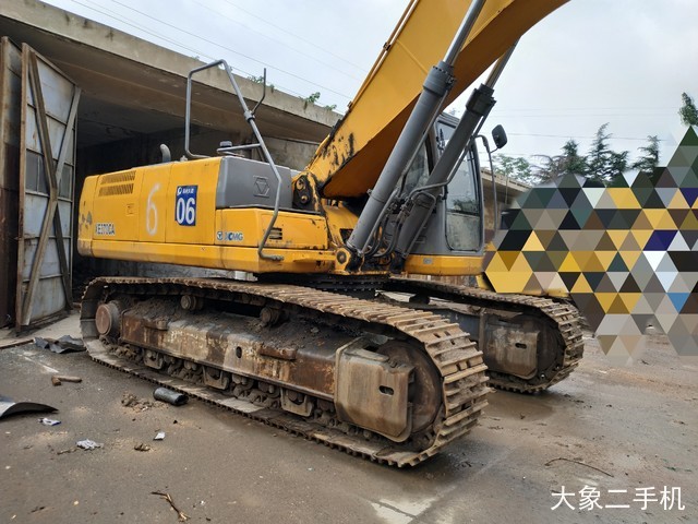 徐工 XE370CA 挖掘机