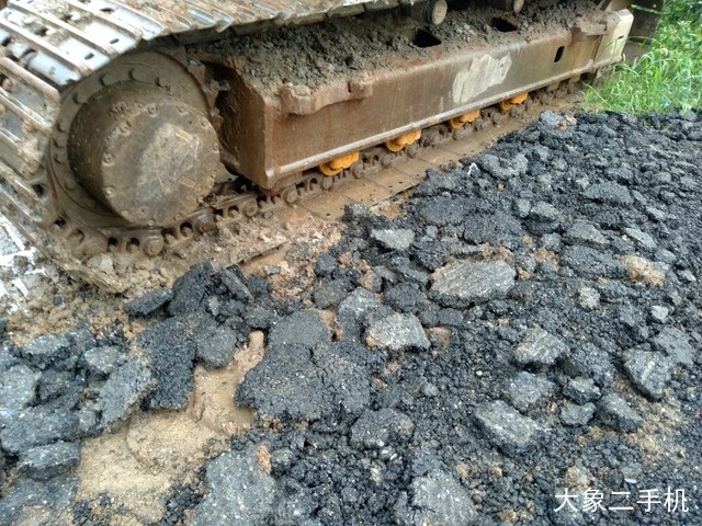 现代 R80-7 挖掘机