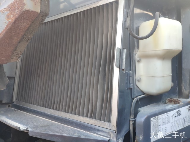 神钢 SK135SR 挖掘机