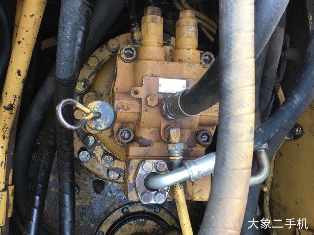 卡特彼勒 320C 挖掘机