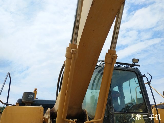 中联重科 ZE420 挖掘机