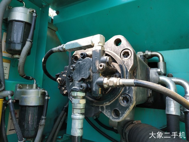 神钢 SK350LC-8 挖掘机