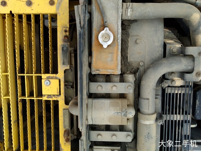 小松 PC240LC-8 挖掘机