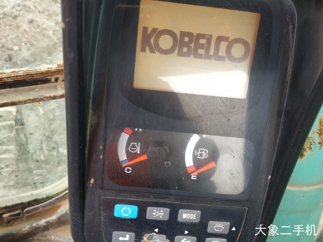 神钢 SK210LC-8 挖掘机