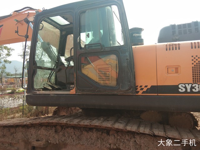 三一重工 SY265C-9 挖掘机