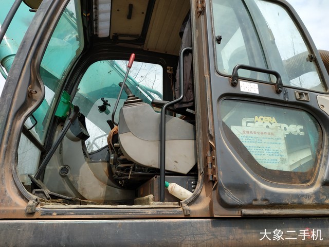 神钢 SK480LC-8 挖掘机