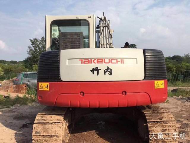 竹内 TB135 挖掘机