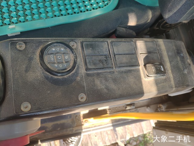 沃尔沃 EC300DL 挖掘机